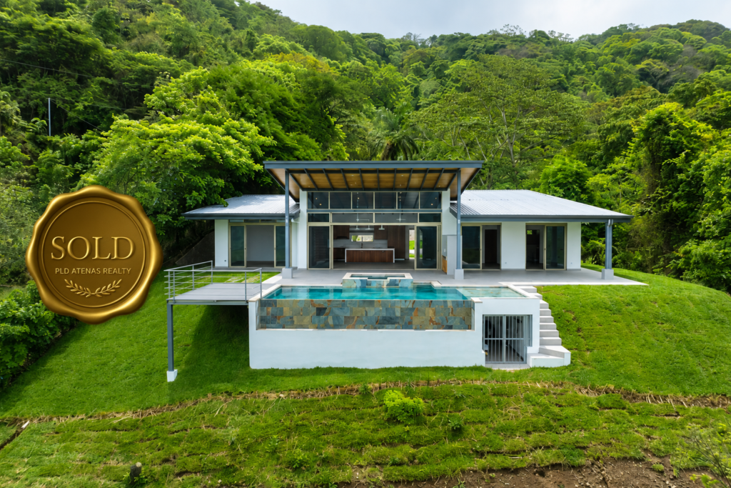 Modern jungle home with infinity pool, sold